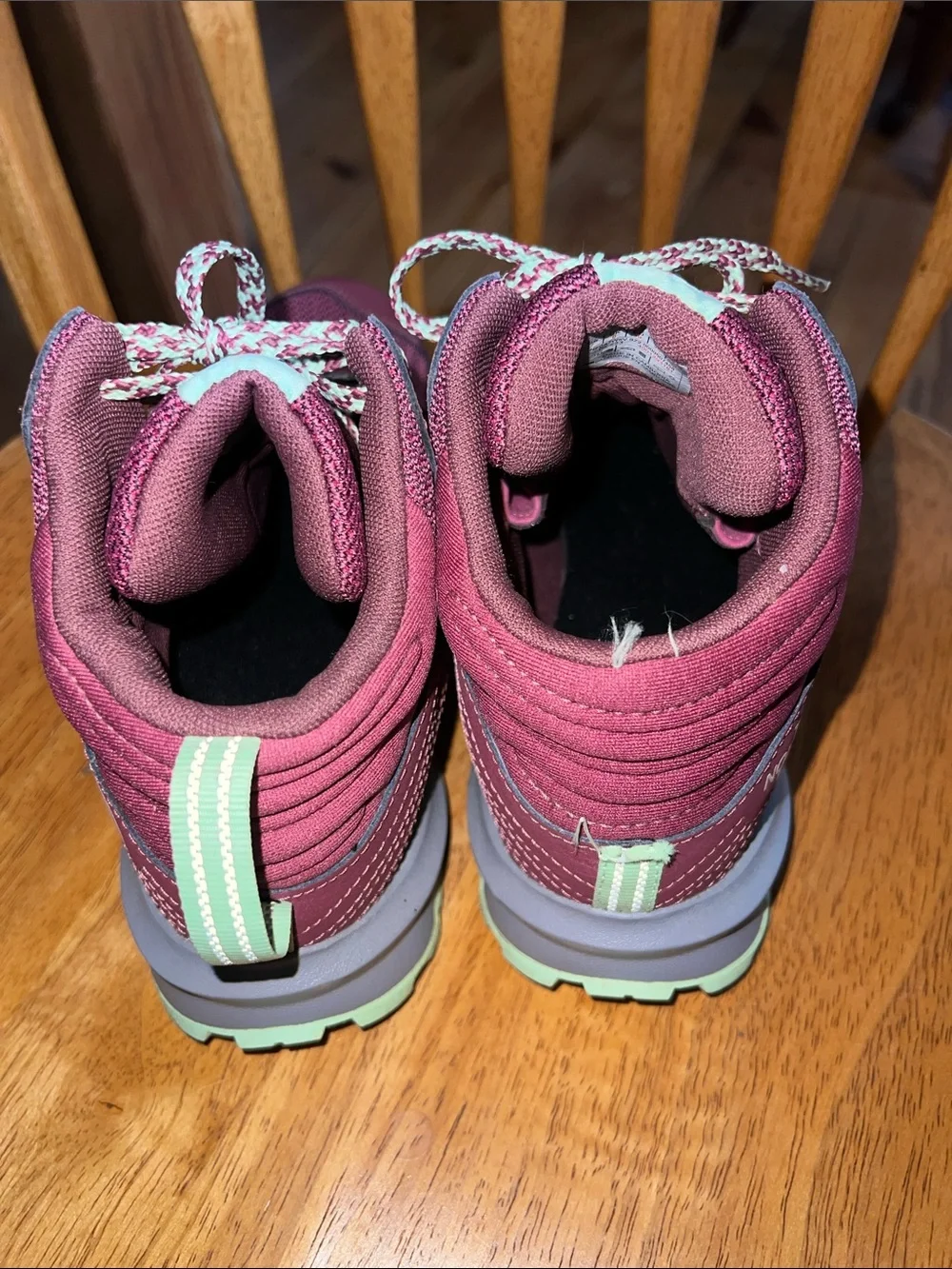 The North Face Fastpack Hiker Youth Maroon Lace-Up Trail Shoes 7